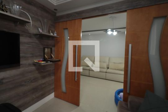 Sala de TV de apartamento à venda com 2 quartos, 84m² em Vila Carrão, São Paulo