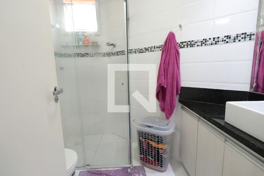 Banheiro da Suíte de apartamento para alugar com 2 quartos, 84m² em Vila Carrão, São Paulo