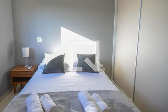 Quarto 1 de apartamento para alugar com 2 quartos, 62m² em Residencial Florida, Ribeirão Preto