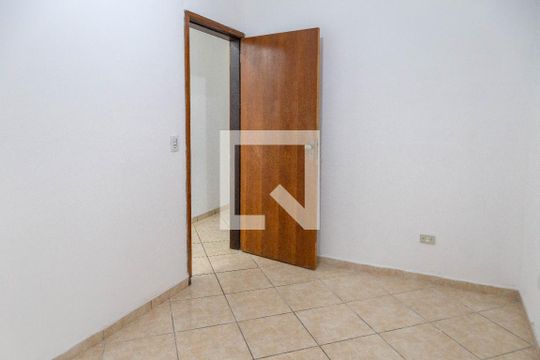 Quarto 1 de casa para alugar com 3 quartos, 125m² em Parque Mikail, Guarulhos