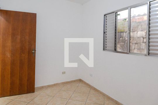 Quarto 1 de casa para alugar com 3 quartos, 125m² em Parque Mikail, Guarulhos