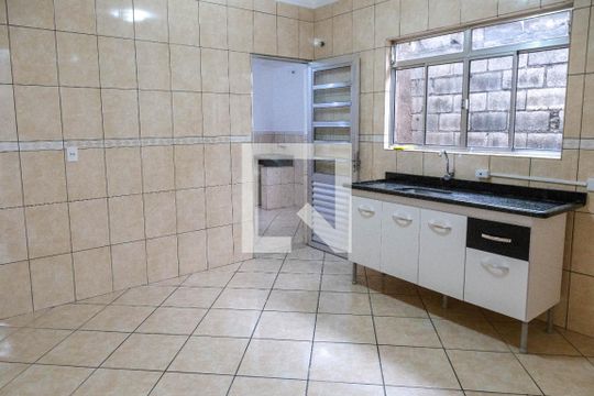 Cozinha de casa para alugar com 3 quartos, 125m² em Parque Mikail, Guarulhos