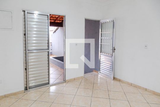 Casa para alugar com 3 quartos, 125m² em Parque Mikail, Guarulhos