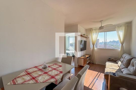 Apartamento à venda com 2 quartos, 42m² em Parque Bristol, São Paulo