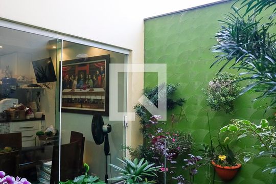 Área comum de casa à venda com 3 quartos, 235m² em Rudge Ramos, São Bernardo do Campo