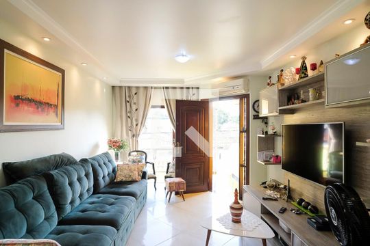 Sala de casa à venda com 3 quartos, 235m² em Rudge Ramos, São Bernardo do Campo