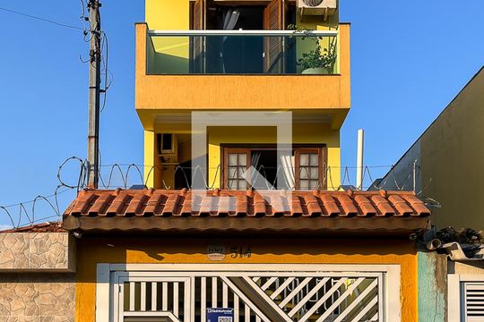 Fachada + plaquinha de casa à venda com 3 quartos, 235m² em Rudge Ramos, São Bernardo do Campo