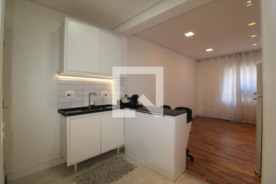 Cozinha de kitnet/studio para alugar com 1 quarto, 25m² em Limão, São Paulo
