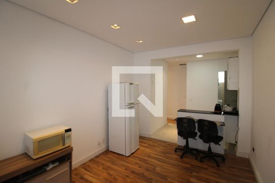 Cozinha de kitnet/studio para alugar com 1 quarto, 25m² em Limão, São Paulo