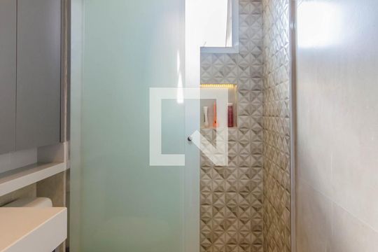 Banheiro da Suíte 3 de apartamento à venda com 4 quartos, 176m² em Cambuci, São Paulo