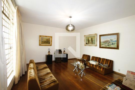 Sala de Estar de casa à venda com 5 quartos, 229m² em Prado, Belo Horizonte
