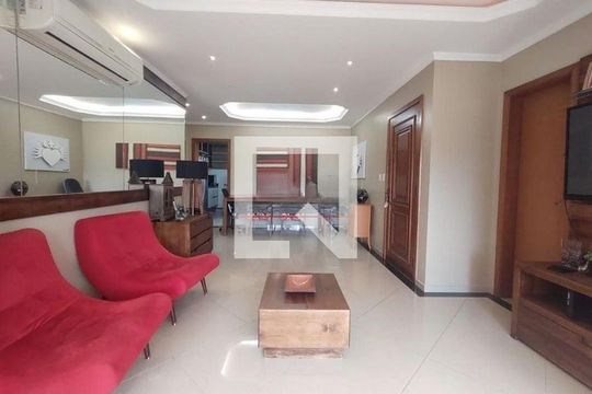 Apartamento à venda com 3 quartos, 123m² em Vila Ipiranga, Porto Alegre