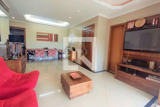 Apartamento à venda com 3 quartos, 123m² em Vila Ipiranga, Porto Alegre