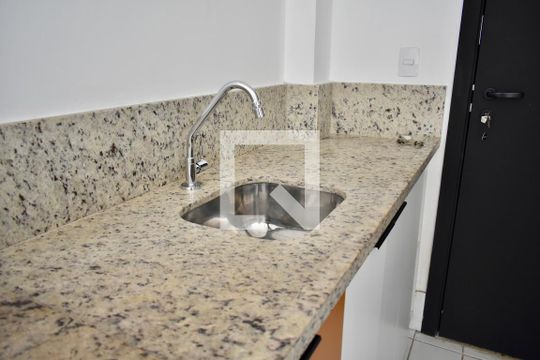 Cozinha de apartamento para alugar com 1 quarto, 39m² em Vila Clementino, São Paulo