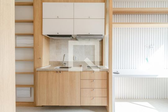 Cozinha de apartamento à venda com 1 quarto, 28m² em Pinheiros, São Paulo