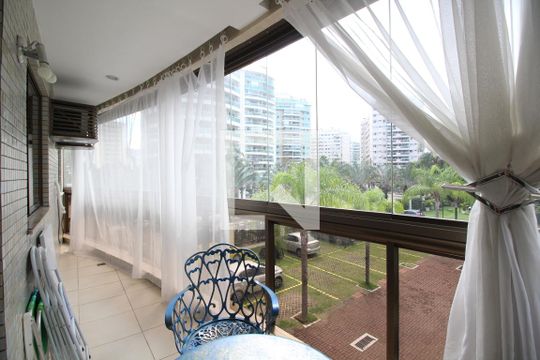 Varanda de apartamento para alugar com 3 quartos, 72m² em Jacarepaguá, Rio de Janeiro