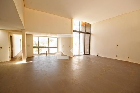 Sala de casa de condomínio à venda com 4 quartos, 403m² em Rosário, Nova Lima