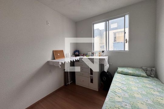 Quarto 1 de apartamento para alugar com 2 quartos, 48m² em Feitoria, São Leopoldo