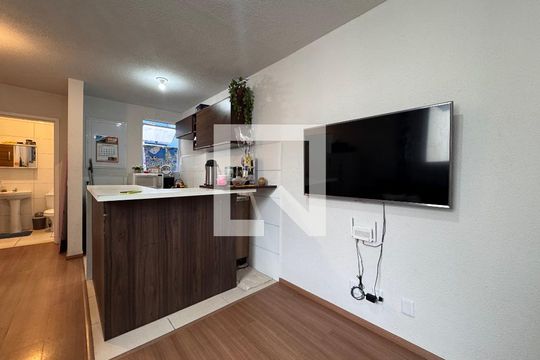 Sala de apartamento para alugar com 2 quartos, 48m² em Feitoria, São Leopoldo