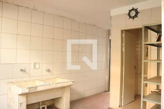 Área de Serviço de casa à venda com 3 quartos, 320m² em Pompeia, São Paulo
