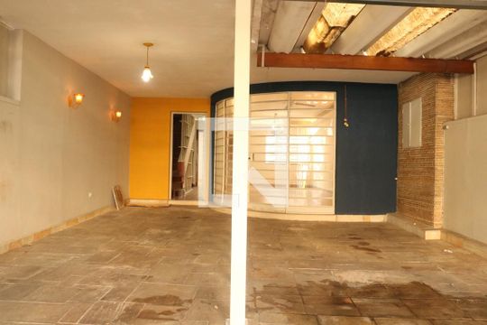 Garagem de casa à venda com 3 quartos, 320m² em Pompeia, São Paulo