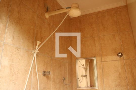 Banheiro 1 de casa à venda com 3 quartos, 320m² em Pompeia, São Paulo