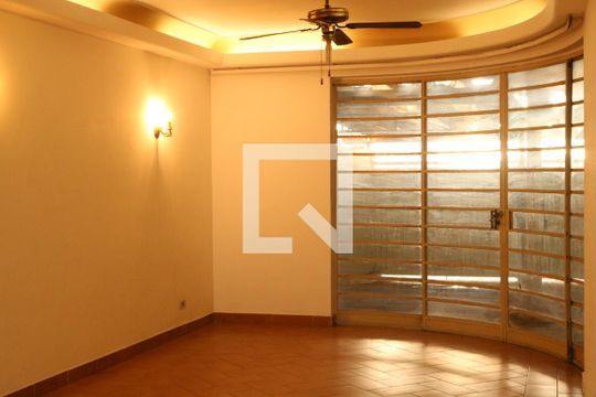 Sala de casa à venda com 3 quartos, 320m² em Pompeia, São Paulo