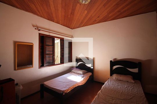 Quarto 2 de casa à venda com 3 quartos, 380m² em Jardim Nova Petropolis, São Bernardo do Campo