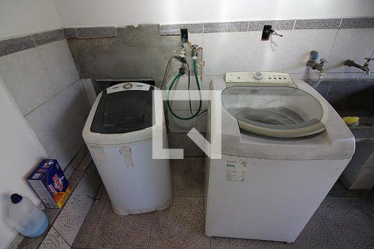 Área de Serviço de casa à venda com 3 quartos, 380m² em Jardim Nova Petropolis, São Bernardo do Campo