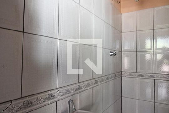 Banheiro de Serviço de casa à venda com 3 quartos, 380m² em Jardim Nova Petropolis, São Bernardo do Campo