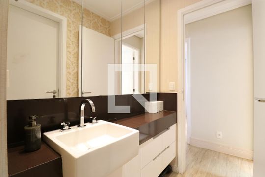 Banheiro da Suíte de apartamento à venda com 3 quartos, 95m² em Várzea da Barra Funda, São Paulo