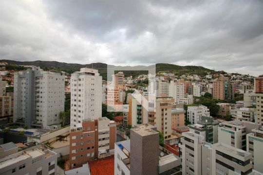 Vista da Suite de apartamento à venda com 1 quarto, 42m² em Cruzeiro, Belo Horizonte