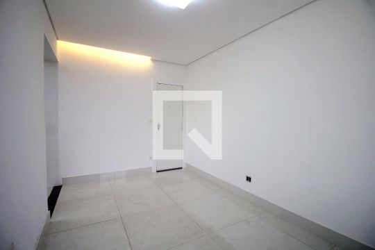 Sala de apartamento à venda com 1 quarto, 42m² em Cruzeiro, Belo Horizonte