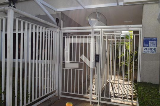 Fachada + Plaquinha de apartamento à venda com 1 quarto, 36m² em Cambuci, São Paulo