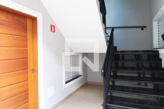 Área comum de apartamento para alugar com 2 quartos, 32m² em Vila Mazzei, São Paulo