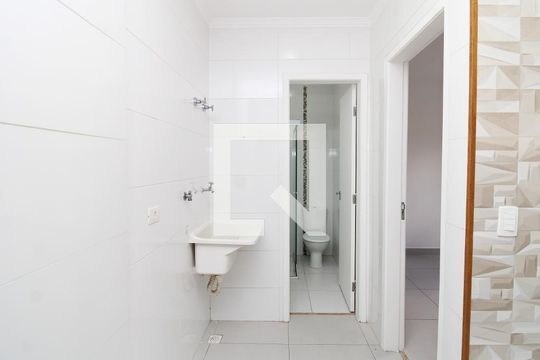 Sala  de apartamento para alugar com 2 quartos, 32m² em Vila Mazzei, São Paulo