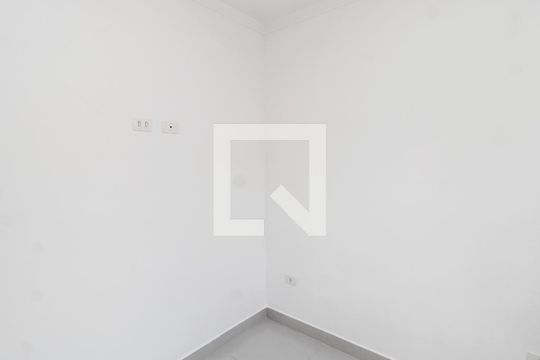 Quarto 2 de apartamento para alugar com 2 quartos, 32m² em Vila Mazzei, São Paulo