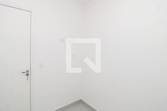 Quarto 1 de apartamento para alugar com 2 quartos, 32m² em Vila Mazzei, São Paulo