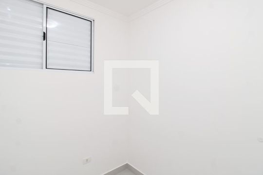 Quarto 1 de apartamento para alugar com 2 quartos, 32m² em Vila Mazzei, São Paulo