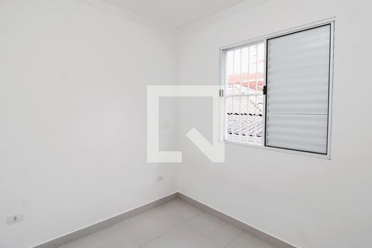 Quarto 2 de apartamento para alugar com 2 quartos, 32m² em Vila Mazzei, São Paulo