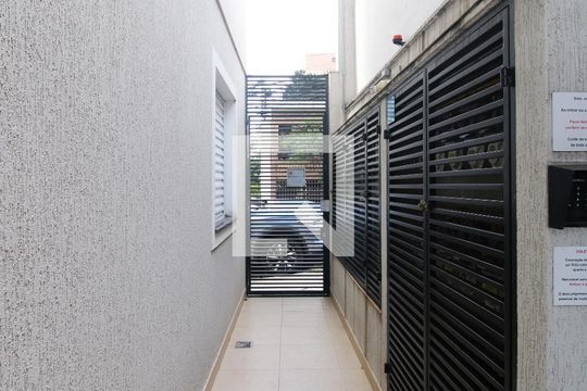 Área comum de apartamento para alugar com 2 quartos, 32m² em Vila Mazzei, São Paulo