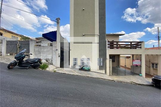Fachada de apartamento para alugar com 2 quartos, 32m² em Vila Mazzei, São Paulo