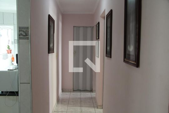 Corredor  de apartamento à venda com 2 quartos, 58m² em Vila Nossa Senhora de Fatima, Guarulhos