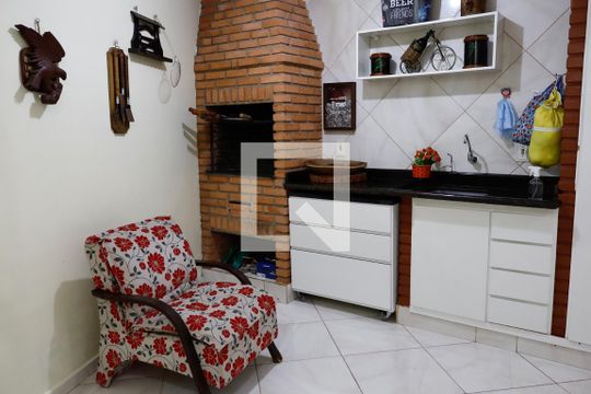 Área comum de casa à venda com 3 quartos, 215m² em Jaguaribe, Osasco