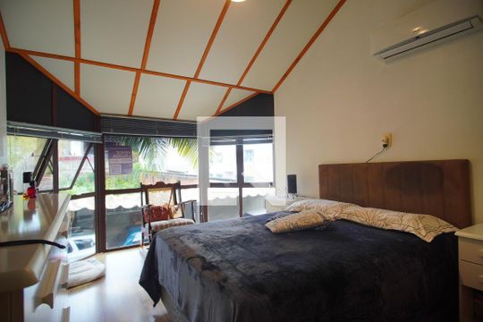 Quarto 1 de casa de condomínio à venda com 2 quartos, 90m² em Rondônia, Novo Hamburgo