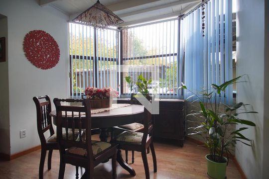 Sala de Jantar de casa de condomínio à venda com 2 quartos, 90m² em Rondônia, Novo Hamburgo