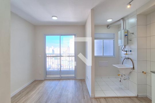 Sala de apartamento para alugar com 2 quartos, 37m² em Barra Funda, São Paulo