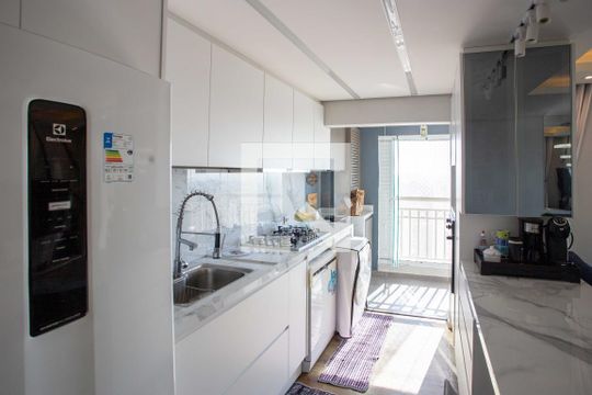 Cozinha de apartamento à venda com 2 quartos, 61m² em Centro, Diadema