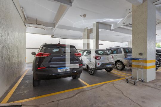 Garagem de apartamento à venda com 3 quartos, 209m² em Rio Branco, Porto Alegre