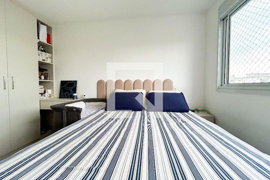 Suíte  de apartamento para alugar com 2 quartos, 66m² em Santo Amaro, São Paulo